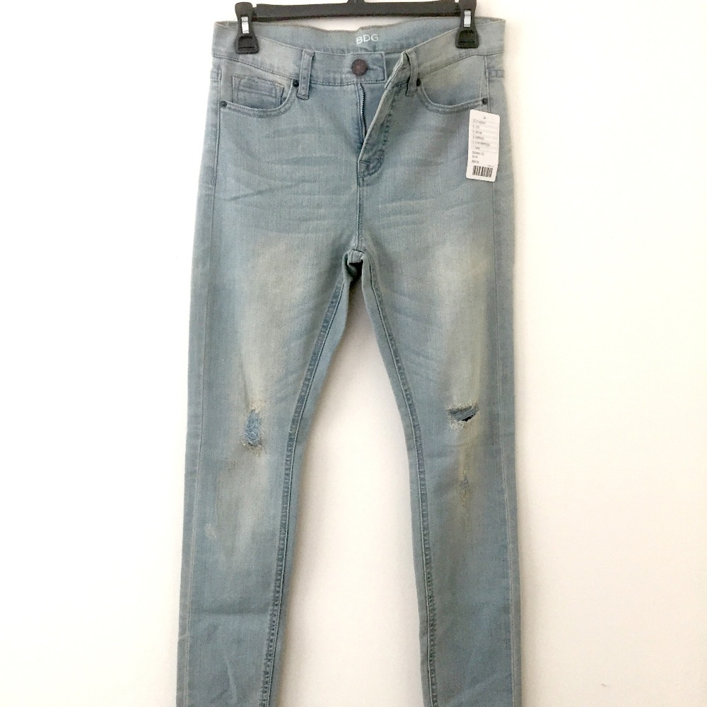 High Rise Cigarette Light Wash Jeans - BDG